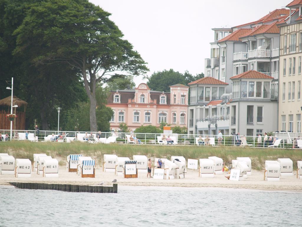 Hotel Rosenhof Ostseebad Kühlungsborn Exterior foto